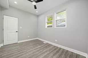 7918 S Anthony Ave, Chicago, IL 60619 - Photo 13