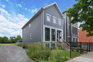 319 S Washtenaw Ave., Chicago, IL 60612 - Photo 1