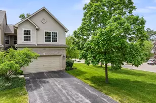2822 Granite Ct, Crystal Lake, IL 60012 - Photo 1
