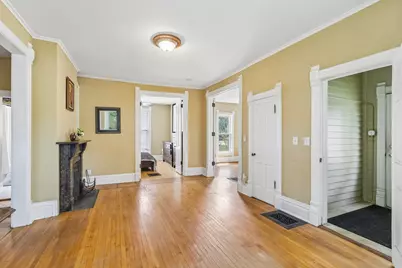 17 S Liberty Street, Elgin, IL 60120 - Photo 3