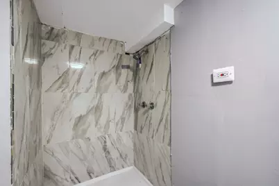 12025 S Prairie Avenue, Chicago, IL 60628 - Photo 23