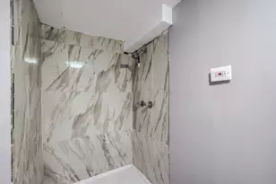 12025 S Prairie Ave, Chicago, IL 60628 - Photo 23