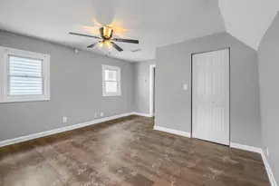 12025 S Prairie Ave, Chicago, IL 60628 - Photo 13