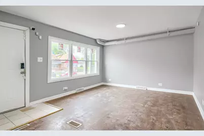 12025 S Prairie Avenue, Chicago, IL 60628 - Photo 3