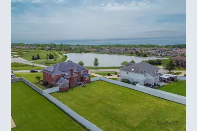 18730 Welch Way, Country Club Hills, IL 60478 - Photo 27
