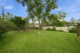 389 S Westgate Rd, Des Plaines, IL 60016 - Photo 27