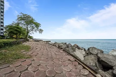 [Address not provided], Wilmette, IL 60091 - Photo 23