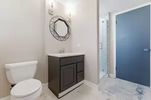 850 Gerald Ave, South Elgin, IL 60177 - Photo 13