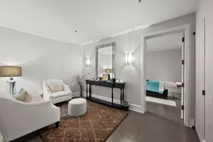 118 E Erie St, Chicago, IL 60611 - Photo 29