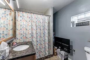408 Gardner St, Joliet, IL 60433 - Photo 17