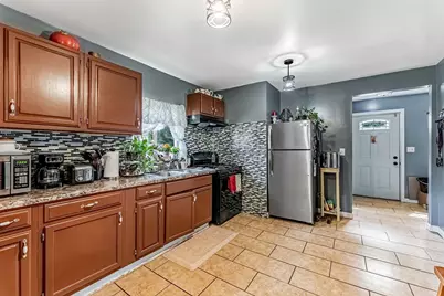 408 Gardner Street, Joliet, IL 60433 - Photo 7