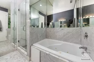 700 W Grand Ave, Chicago, IL 60654 - Photo 27