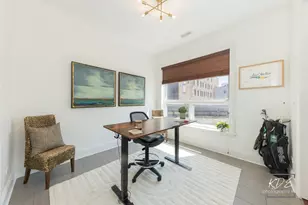 700 W Grand Ave, Chicago, IL 60654 - Photo 11