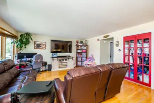 3631 N Pacific Ave, Chicago, IL 60634 - Photo 3