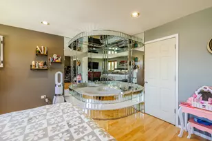 3631 N Pacific Ave, Chicago, IL 60634 - Photo 17