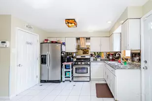 3631 N Pacific Ave, Chicago, IL 60634 - Photo 9