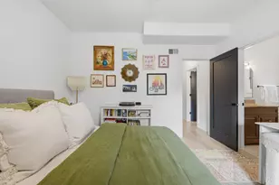 1333 N Bosworth Ave, Chicago, IL 60642 - Photo 25