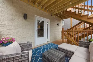 1333 N Bosworth Ave, Chicago, IL 60642 - Photo 27