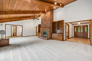 6S155 W Ridge Dr, Aurora, IL 60506 - Photo 9