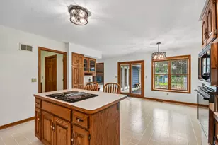 6S155 W Ridge Dr, Aurora, IL 60506 - Photo 15