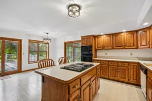 6S155 W Ridge Dr, Aurora, IL 60506 - Photo 13