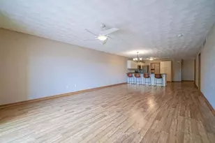 1629 Warrenton Ct, Byron, IL 61010 - Photo 15