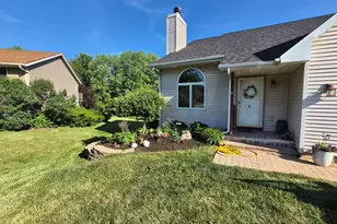 110 Falcon Way, Poplar Grove, IL 61065 - Photo 15