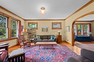 226 S Walnut Ave, Arlington Heights, IL 60005 - Photo 3