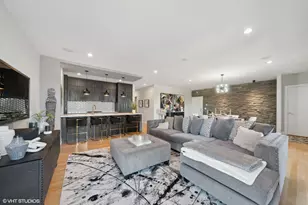 1203 W Superior St, Chicago, IL 60642 - Photo 7