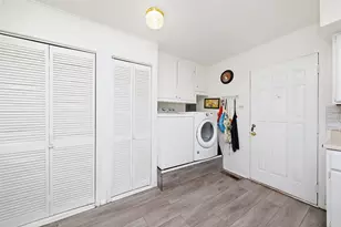 1266 Burnham Ave, Calumet City, IL 60409 - Photo 5
