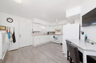 1266 Burnham Ave, Calumet City, IL 60409 - Photo 3