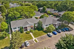 981 Golf Course Rd, Crystal Lake, IL 60014 - Photo 25