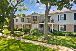 981 Golf Course Rd, Crystal Lake, IL 60014 - Photo 23