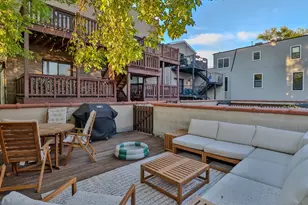 1109 W Cornelia Ave, Chicago, IL 60657 - Photo 27