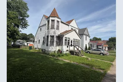 411 N Monroe Street, Clifton, IL 61727 - Photo 3