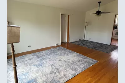 212 Valerie Court, Glenview, IL 60025 - Photo 5
