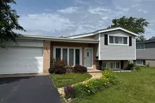 212 Valerie Ct, Glenview, IL 60025 - Photo 3