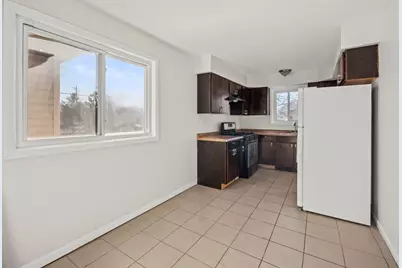 10214 S La Salle Street, Chicago, IL 60628 - Photo 7
