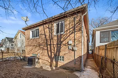 10214 S La Salle Street, Chicago, IL 60628 - Photo 17