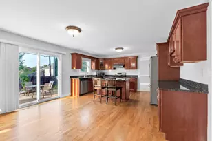 270 E Armitage Ave, Addison, IL 60101 - Photo 7