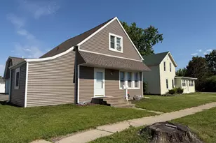 1511 4th St, Fulton, IL 61252 - Photo 21