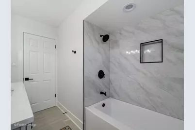 5720 Reba Street, Morton Grove, IL 60053 - Photo 17