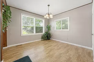 121 S Archer Rd, Mundelein, IL 60060 - Photo 11