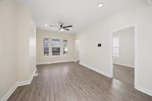 7845 S Ingleside Ave, Chicago, IL 60619 - Photo 3