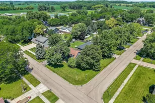 600 Stetzer St, Elburn, IL 60119 - Photo 25
