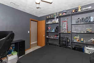 101 N Park Ave, Geneseo, IL 61254 - Photo 15