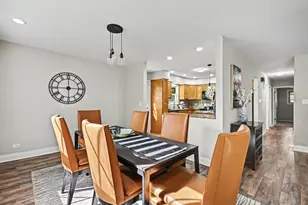 15405 James Dr, Oak Forest, IL 60452 - Photo 7