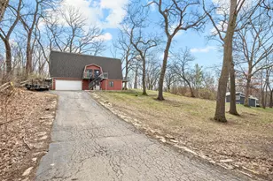 257 S Briar Ct, Oregon, IL 61061 - Photo 3