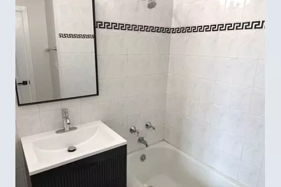 2600 W Balmoral Avenue #402, Chicago, IL 60625 - Photo 9