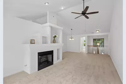 888 Riding Lane #888, Saint Charles, IL 60174 - Photo 5
